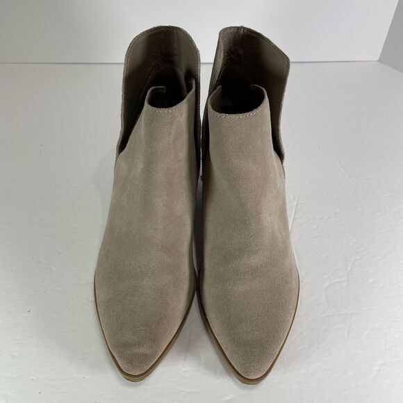 Dolce Vita DAINE Bootie Women’s Size 10M Tan Suede Step Ankle Stacked 2.5” Heel - Picture 2 of 12